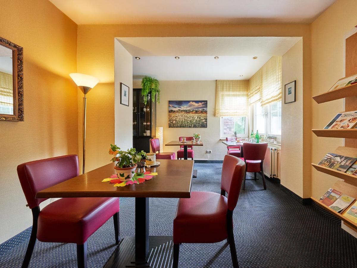 Vitalhotel Am Stadtpark Superior Бад-Гарцбург Экстерьер фото