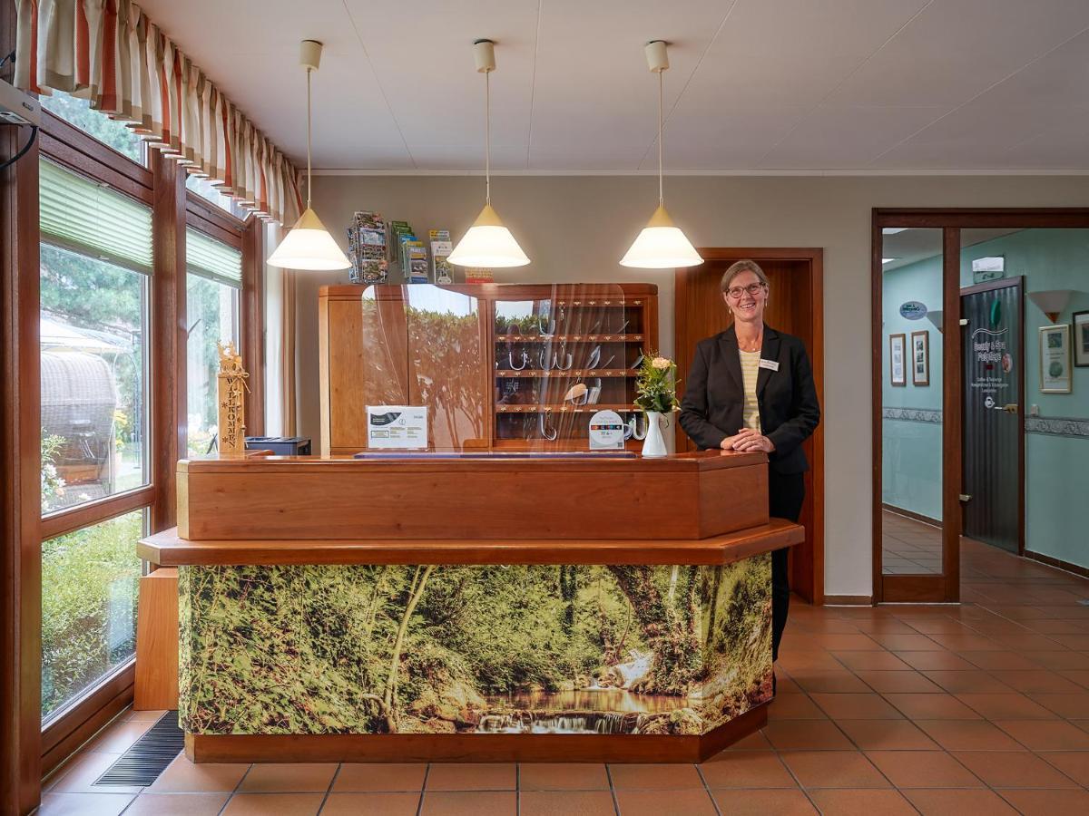 Vitalhotel Am Stadtpark Superior Бад-Гарцбург Экстерьер фото