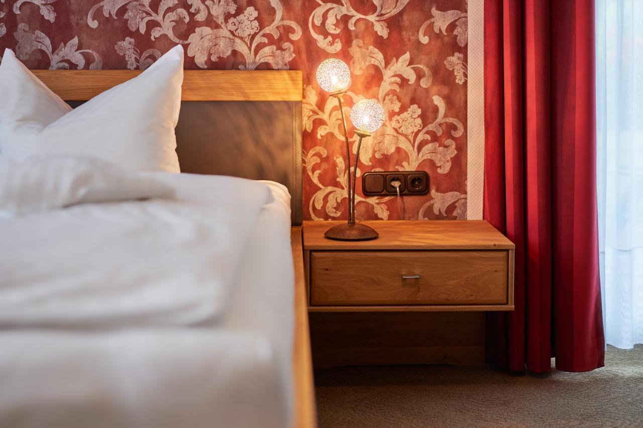 Vitalhotel Am Stadtpark Superior Бад-Гарцбург Экстерьер фото