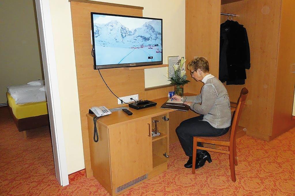 Vitalhotel Am Stadtpark Superior Бад-Гарцбург Экстерьер фото