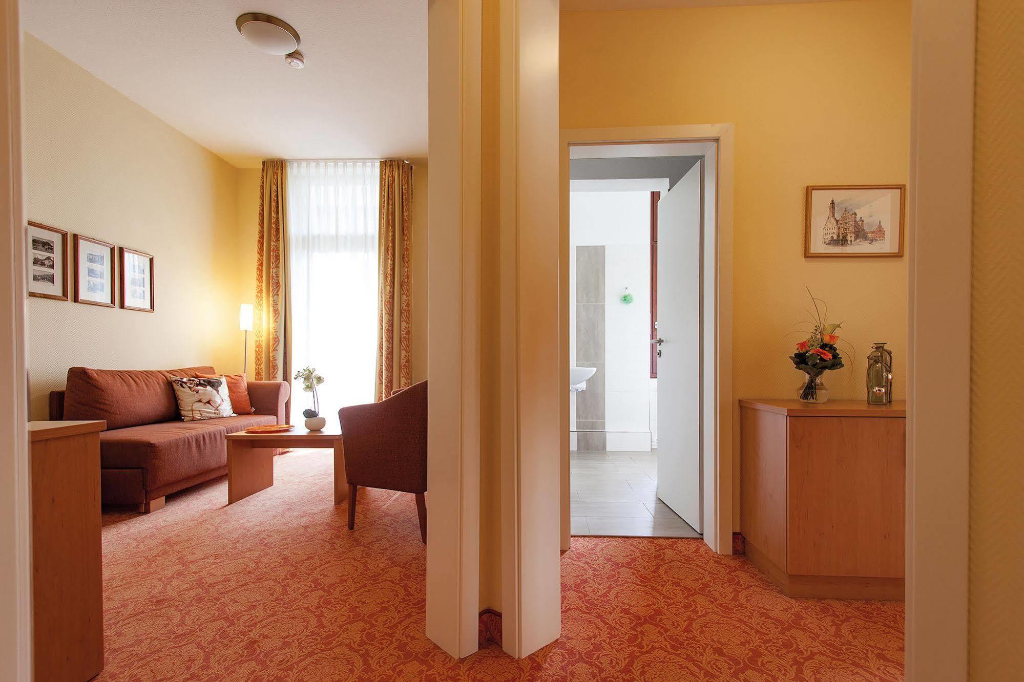 Vitalhotel Am Stadtpark Superior Бад-Гарцбург Экстерьер фото