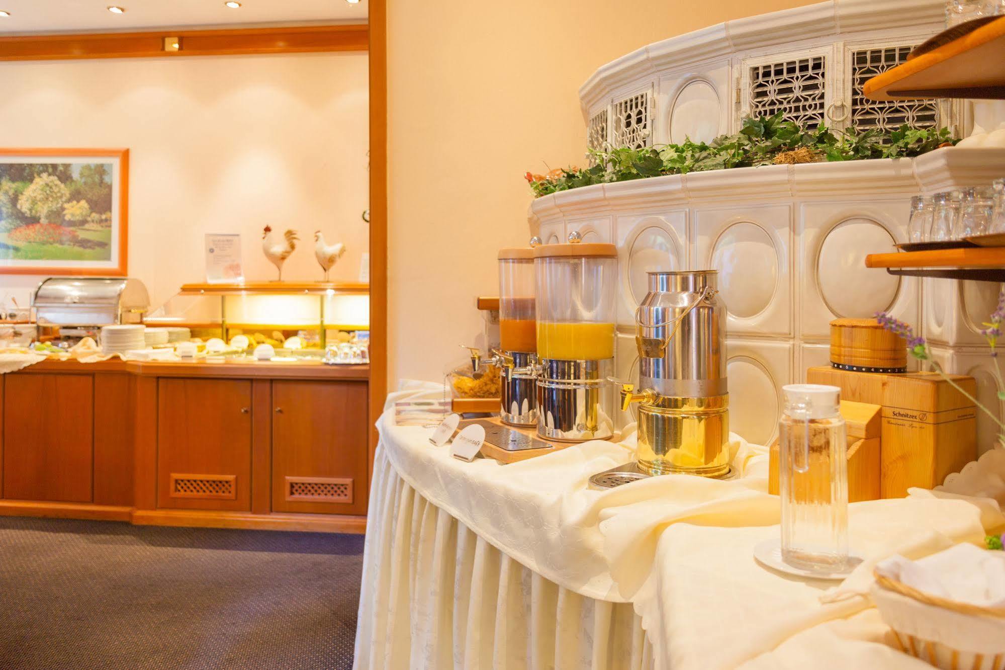 Vitalhotel Am Stadtpark Superior Бад-Гарцбург Экстерьер фото
